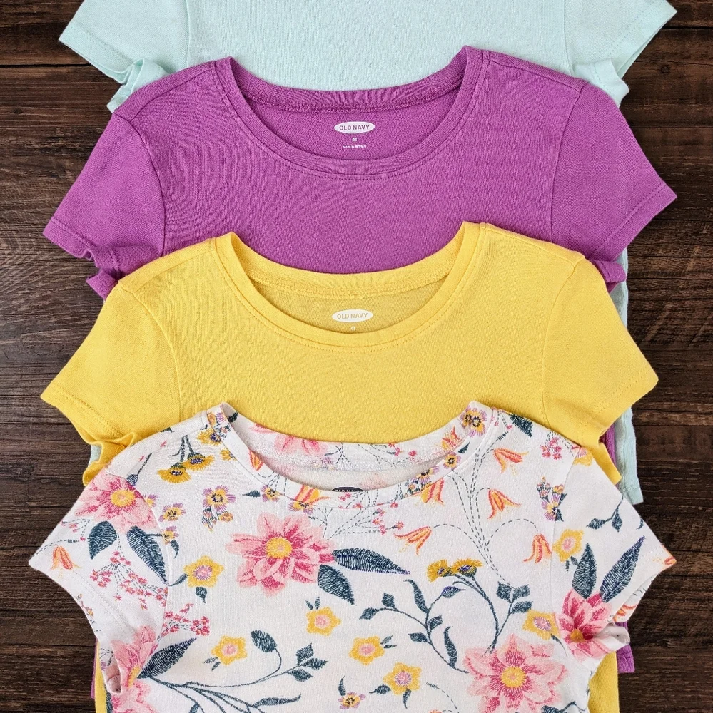 Old Navy, Set of 4 Tee Shirts
